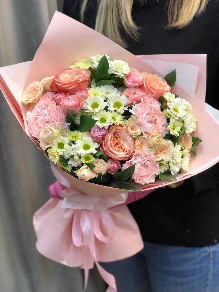 Букет цветов из: Гвоздики, Розы и Хризантемы в Октябрьском Республики Крым