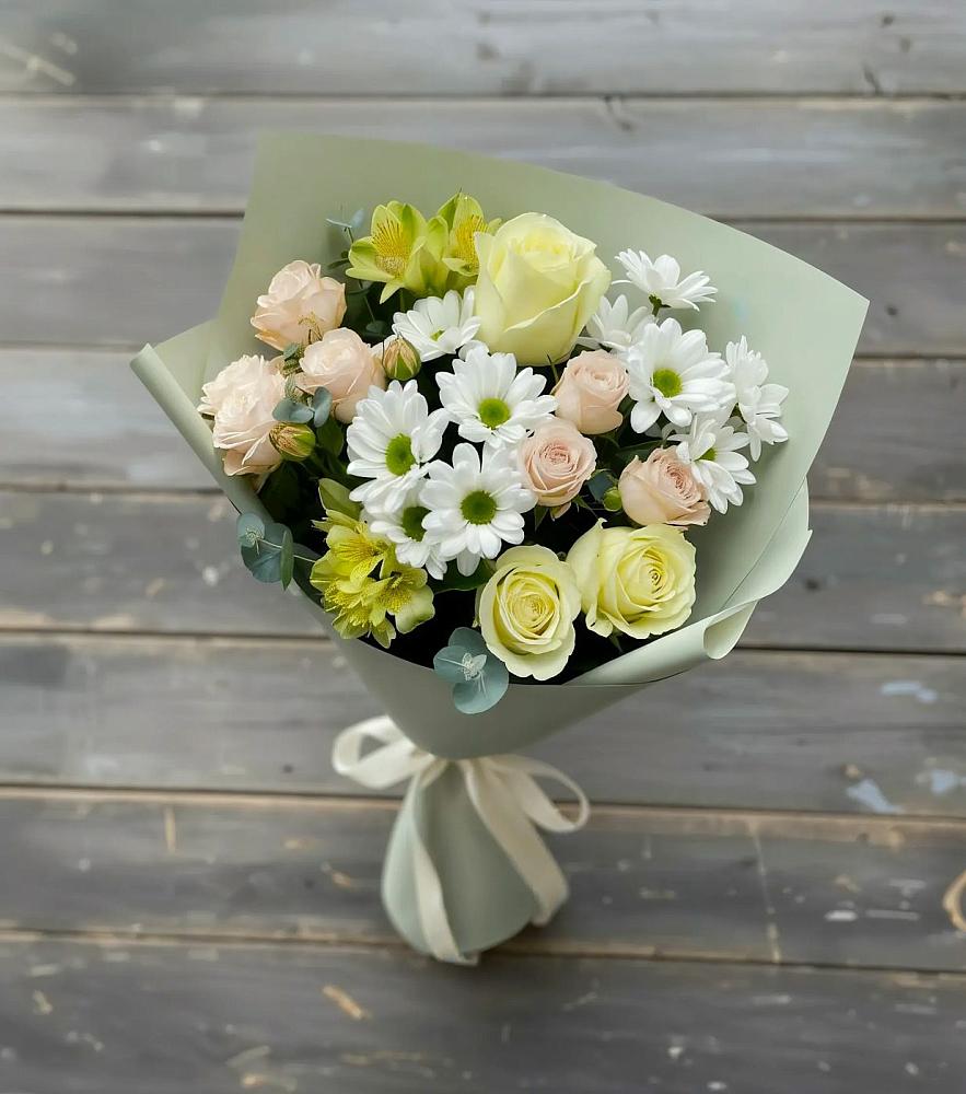 Букет цветов из: Альстромерии, Розы и Хризантемы в Октябрьском Республики Крым