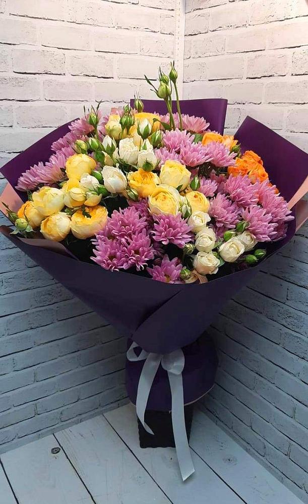 Букет цветов из: Хризантемы и Розы в Октябрьском Республики Крым