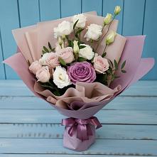 Букет цветов из:  Розы и Лизиантусы в Октябрьском Республики Крым