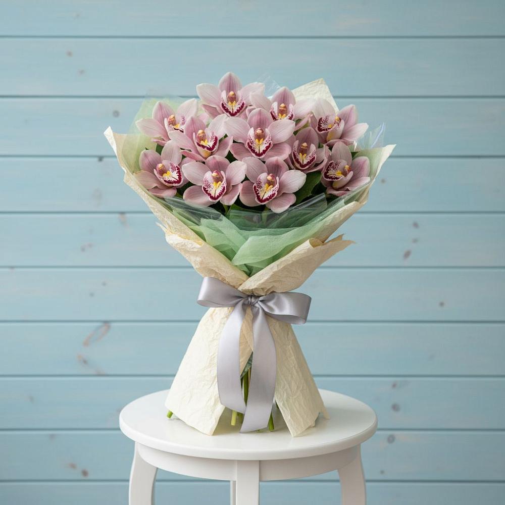 Букет цветов из: Орхидеи и Розы в Октябрьском Республики Крым