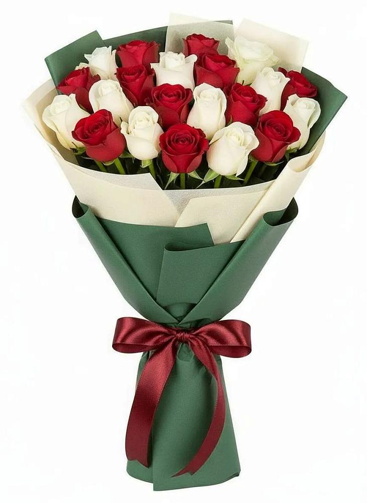 Букет Микс из красных и белых роз в Октябрьском Республики Крым