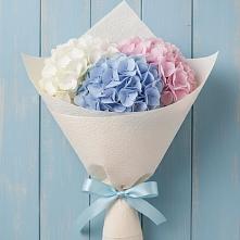 Букет цветов из:  Гортензия в Октябрьском Республики Крым