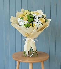 Букет цветов из:  Хризантемы и Розы в Октябрьском Республики Крым