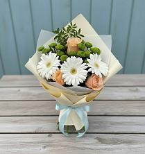 Букет цветов из:  Герберы, Розы и Хризантемы в Октябрьском Республики Крым