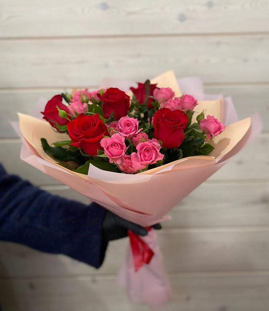 Букет цветов из: Розы в Октябрьском Республики Крым