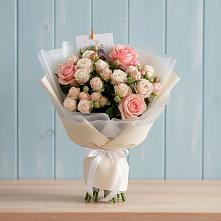 Букет цветов из:  Розы в Октябрьском Республики Крым