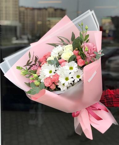 Букет цветов из: Розы, Лизиантусы и Хризантемы в Октябрьском Республики Крым